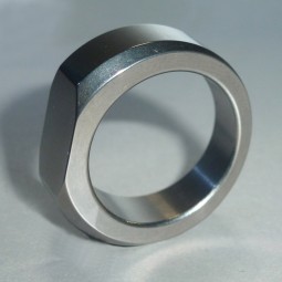 Перстень титановый